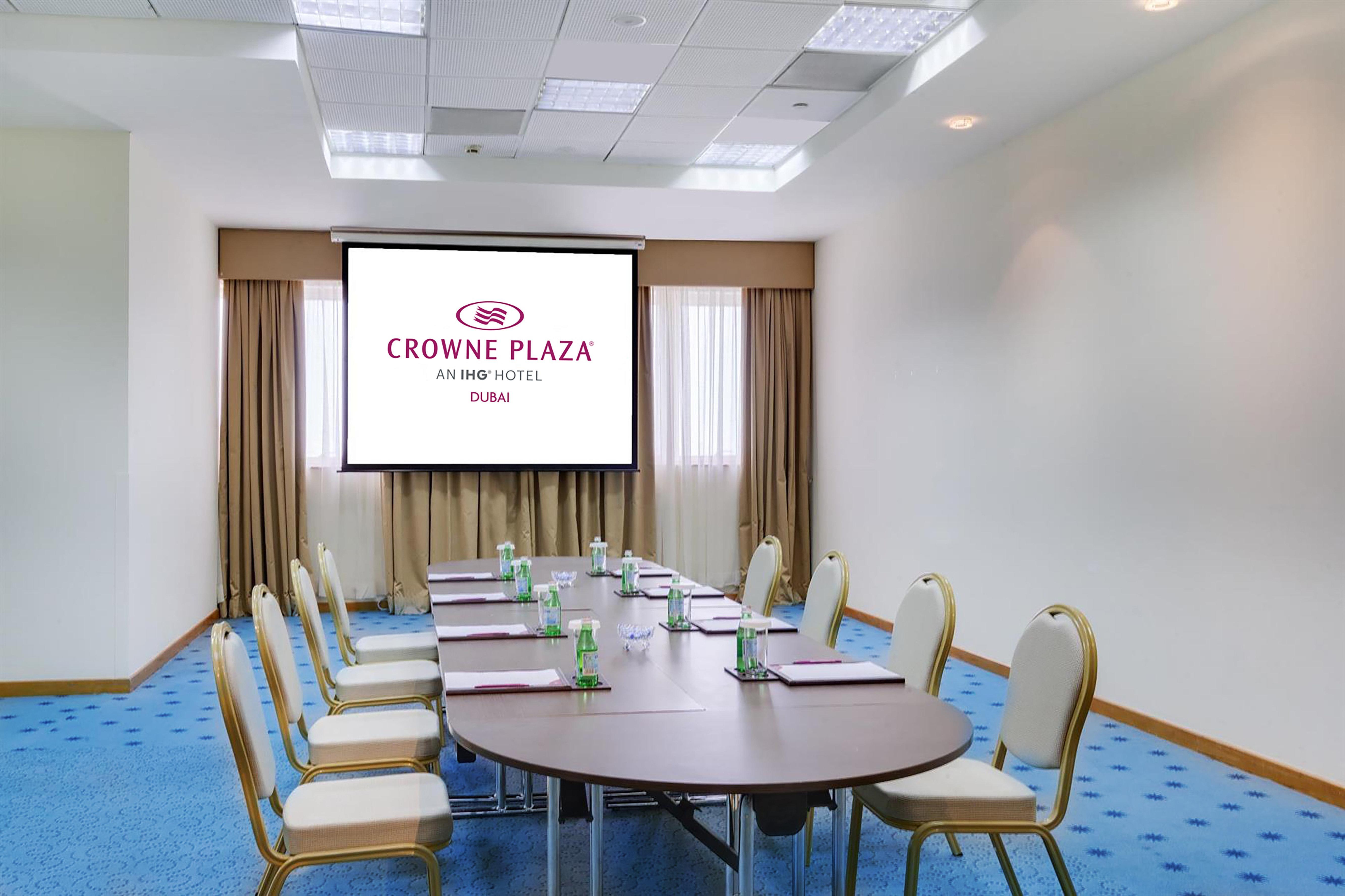 Отель Millennium Plaza Downtown, Дубай Экстерьер фото Meeting room