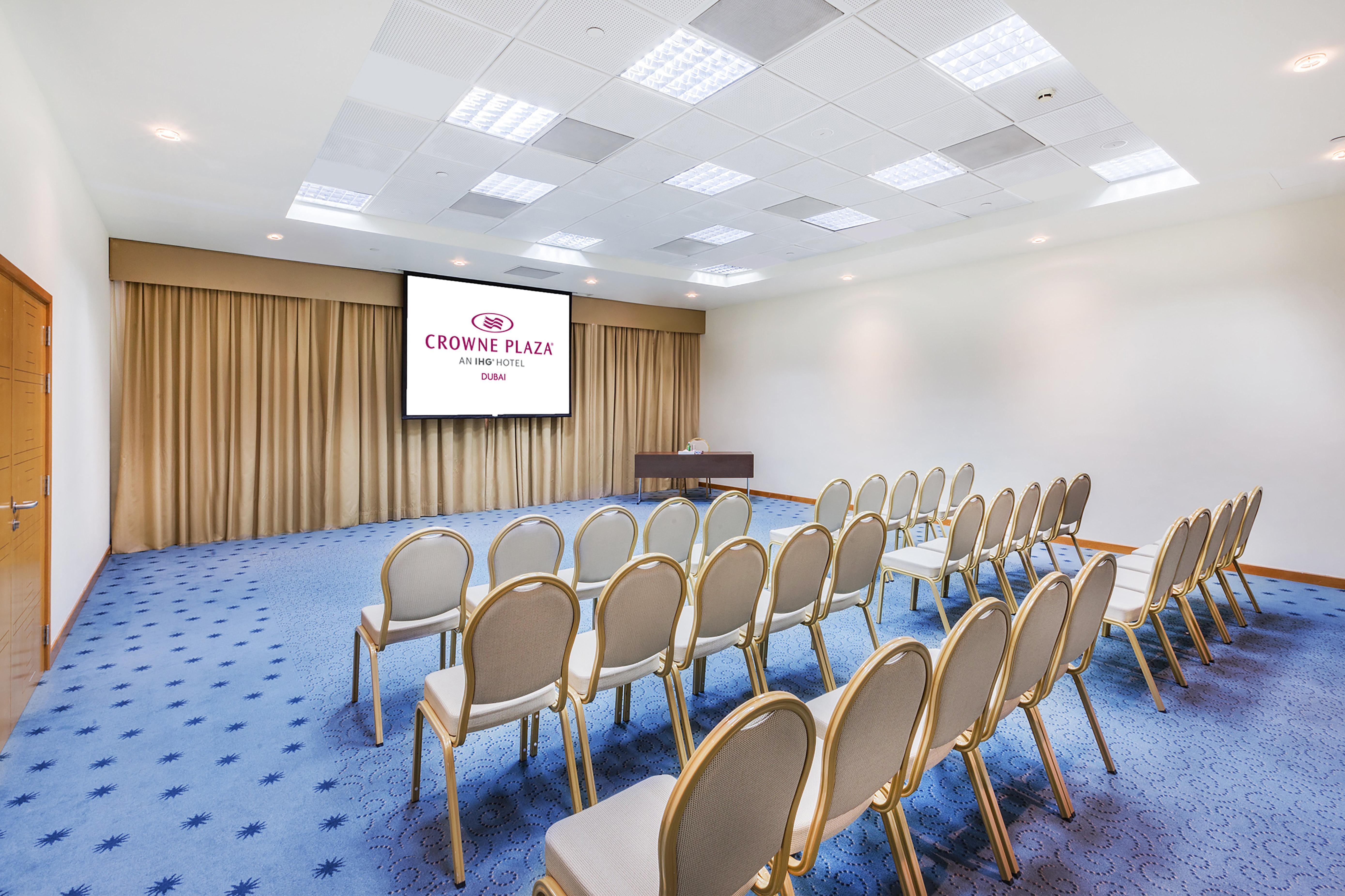 Отель Millennium Plaza Downtown, Дубай Экстерьер фото Meeting room